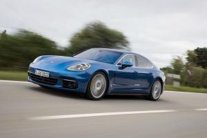 Porsche Panamera 4S 2016 года